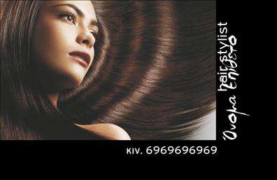 Επαγγελματική κάρτα για Hair Stylist Αυτή η εκπληκτική επαγγελματική κάρτα για τους Hair Stylist συνδυάζει κομψότητα και δυναμισμό, ιδανική για να αποτυπώσετε τη μοναδικότητά σας. Το σχέδιο διαθέτει μία απαλή παλέτα χρωμάτων που περιλαμβάνει ζεστές αποχρώσεις, προσδίδοντας μία φιλόξενη αίσθηση στον πελάτη. Η προσεγμένη διάταξη των στοιχείων, σε συνδυασμό με τη σύγχρονη γραμματοσειρά, δημιουργεί μια αρμονική εικόνα που αποπνέει επαγγελματισμό και στυλ.Η κάρτα αυτή αντανακλά την αξιοπιστία και την επαγγελματικότητα του Hair Stylist, σε κάθε της λεπτομέρεια. Κάθε επαγγελματίας στον τομέα της κομμωτικής θα διαπιστώσει ότι η συγκεκριμένη κάρτα εμπνέει εμπιστοσύνη στους πελάτες, καθιστώντας την ιδανική για την επαγγελματική σας παρουσία.Η προσαρμοστικότητα της κάρτας είναι ένα από τα πιο δυνατά της σημεία. Μπορείτε άνετα να προσθέσετε τα στοιχεία σας, όπως όνομα, τηλέφωνο και λογότυπο, διασφαλίζοντας ότι η επικοινωνία με τους πελάτες σας είναι εύκολη και άμεση. Επιπλέον, η κάρτα μπορεί να προβάλλει τις υπηρεσίες σας με αποτελεσματικότητα, επισημαίνοντας τη μοναδικότητα της ειδικότητάς σας.Με αυτή την επαγγελματική κάρτα, είστε σίγουροι ότι θα ξεχωρίσετε και θα αφήσετε μια θετική εντύπωση στους πελάτες σας. Μπορείτε να κάνετε όποιες αλλαγές θέλετε μέσω του online σχεδιαστικού εργαλείου.